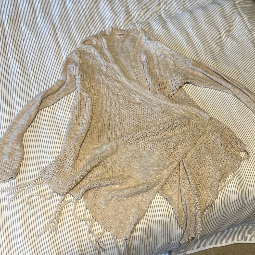 Mossimo cream fringe cardigan